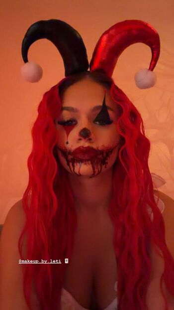 Full leaked Badmomzjay page private onlyfans photo