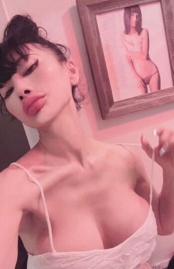 Full leaked Bai ling page private onlyfans photo