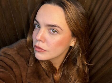 Full leaked Bailee madison private onlyfans photo