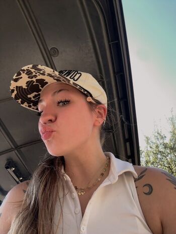 Full leaked Baileygoat private onlyfans photo