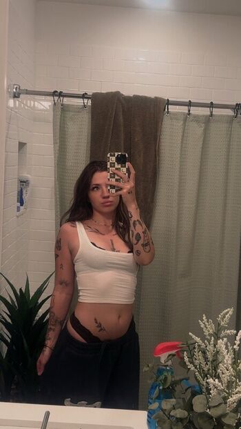 Full leaked Baileygoat private onlyfans photo