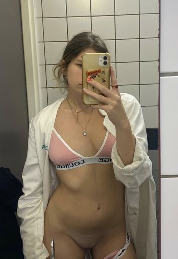 Full leaked Bailllou private onlyfans photo