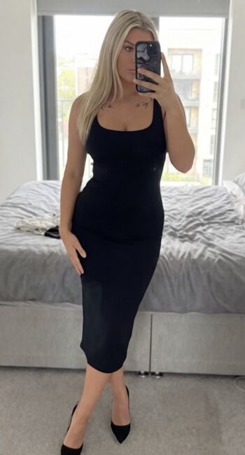 Full leaked Ballyblonde private onlyfans photo