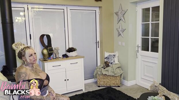 Full leaked Bambiblacksuk private onlyfans photo