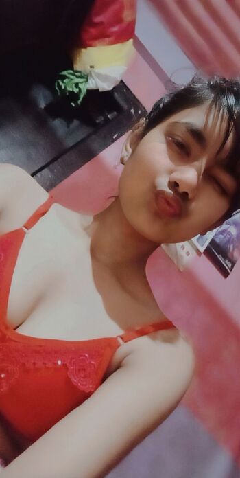 Full leaked Bangladeshi private onlyfans photo