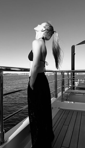 Full leaked Bar refaeli private onlyfans photo
