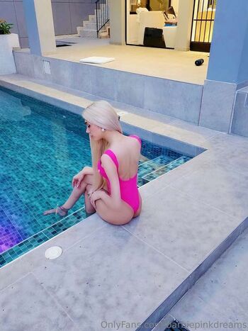 Full leaked Barbiepinkdreams private onlyfans photo