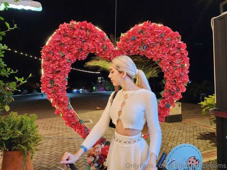 Full leaked Barbiepinkdreams private onlyfans photo