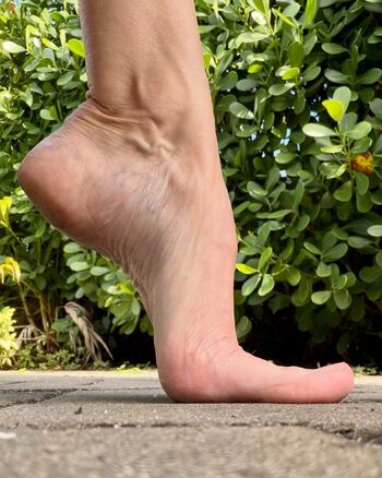 Full leaked Barearchedbeauty page private onlyfans photo