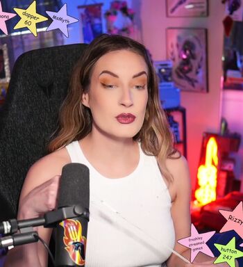 Full leaked Basicwitgirl page private onlyfans photo