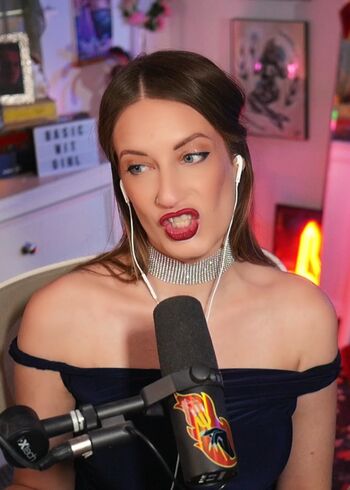 Full leaked Basicwitgirl private onlyfans photo
