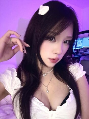 Full leaked Basiilleaf private onlyfans photo