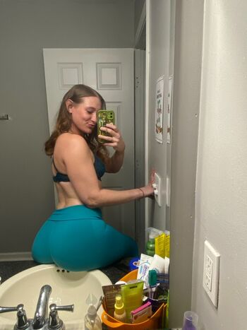 Full leaked Battylilkiwi private onlyfans photo