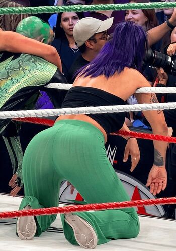 Full leaked Bayley private onlyfans photo