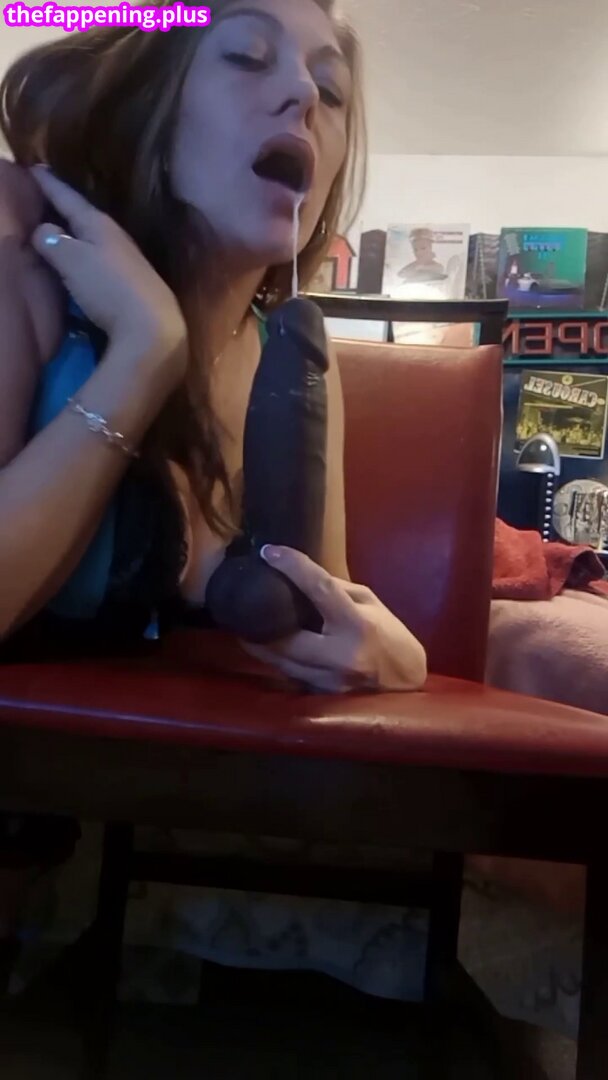 BBC Dildo Solos / Riding / Stroking / Sucking / etc. / https: / lyssaoficiall / talitasilvx 누드 OnlyFans 사진 #281