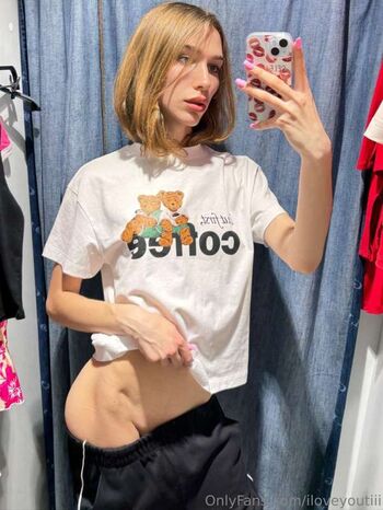 Full leaked Bbgirltiiisha private onlyfans photo