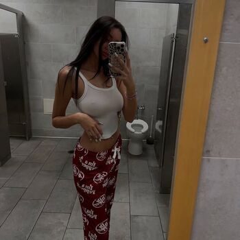 Full leaked Bbloviieg private onlyfans photo
