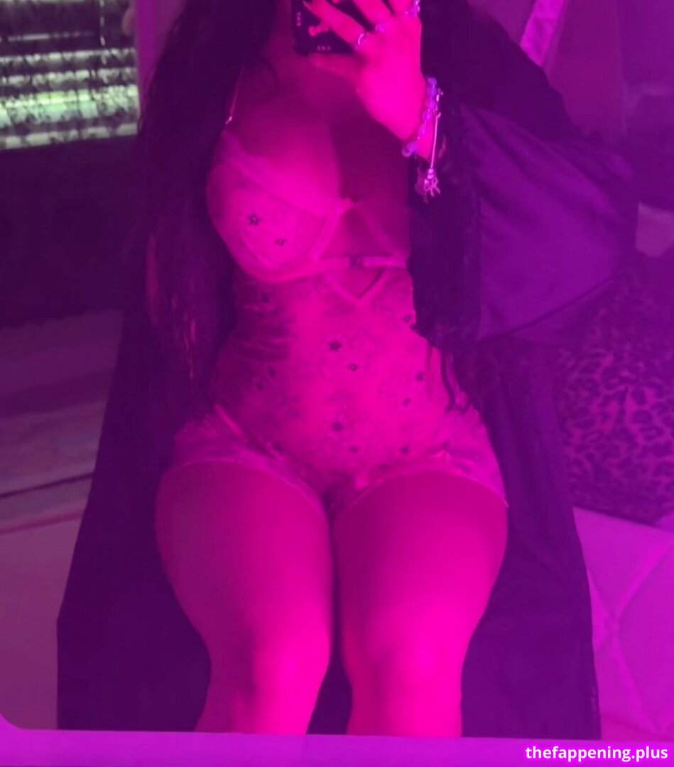 Yourfavprincess777 / bbgirlmina / bbprincess777 / bbprincessgirl777_ Çıplak OnlyFans Fotoğrafı #2