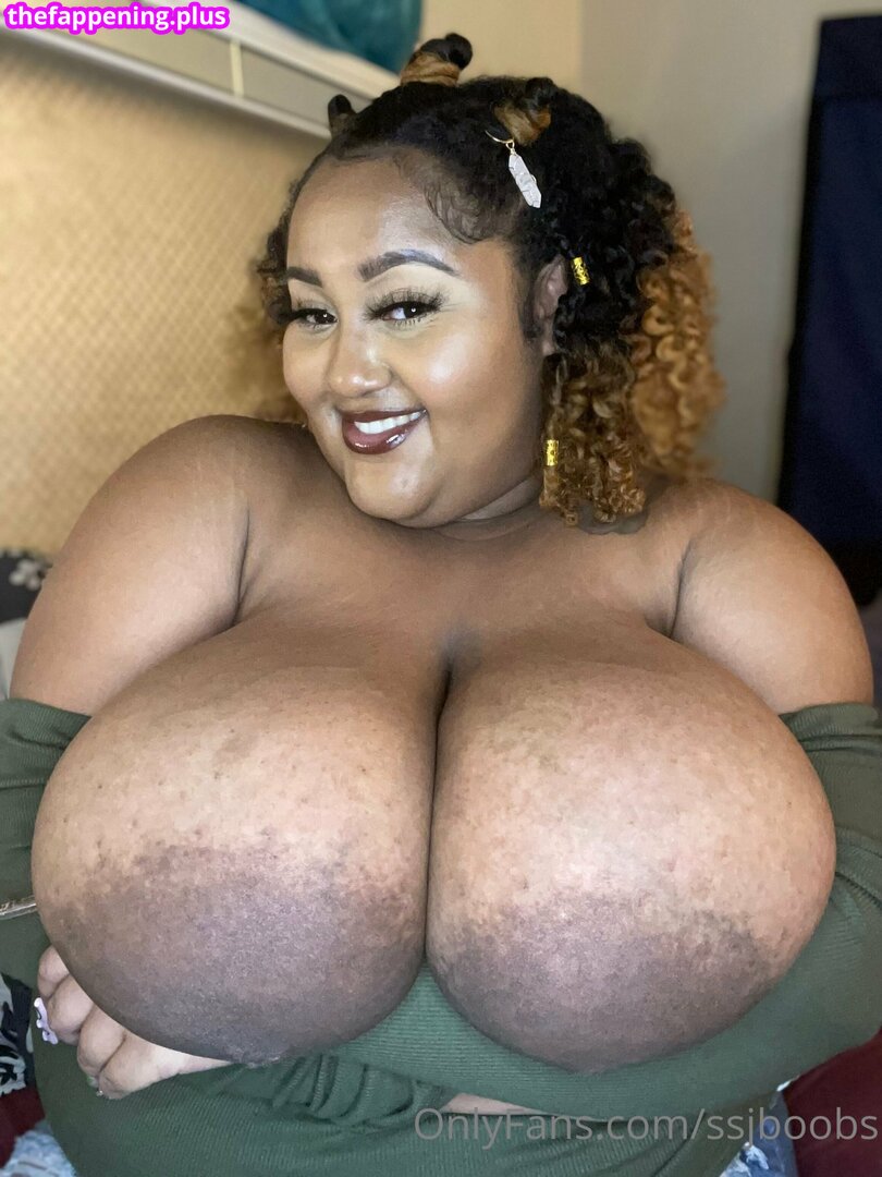 BBW / bbw_layla / chubby / curvy ladies / embersweetsvip / https: / monafaith / norarosejeanxx / vichotflix Foto OnlyFans Nua #103