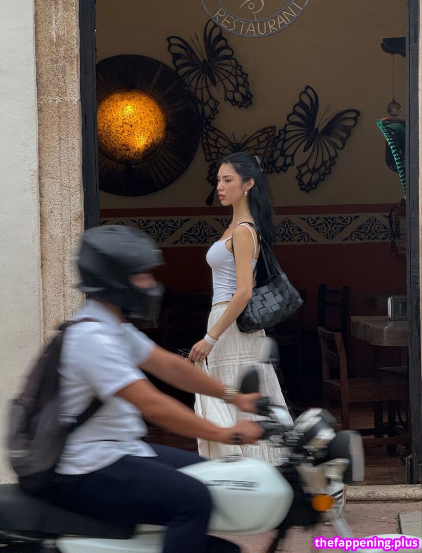 Amberly Yang / ambi_baby / bbyambi Photo OnlyFans Nu #10