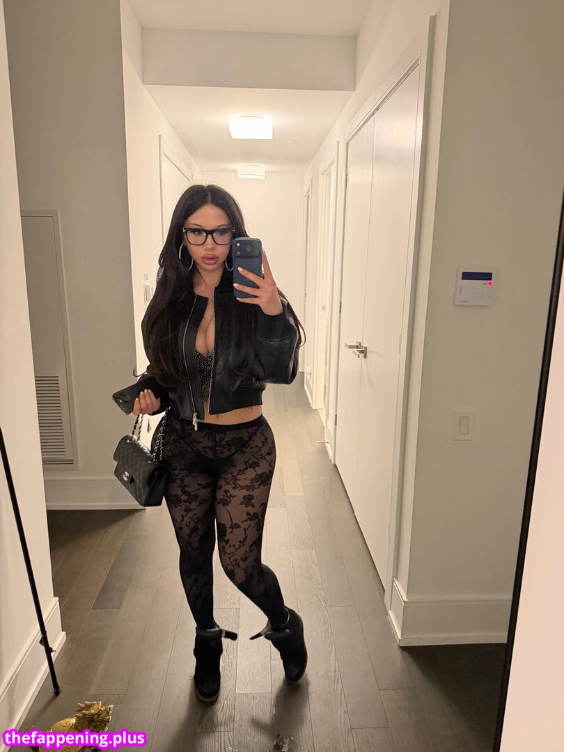 Bbyanni / punannianni / punannieannie नग्न OnlyFans फोटो #9