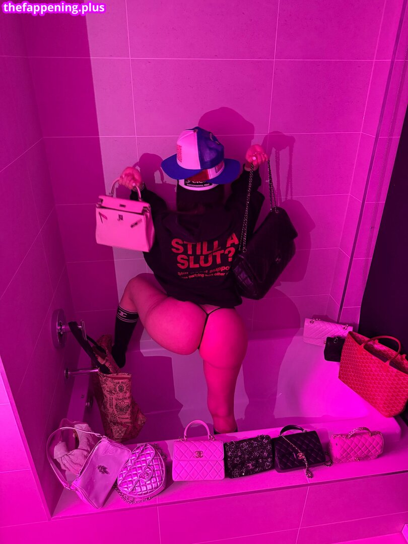 bbyanni / punannianni / punannieannie Nude OnlyFans Photo #63