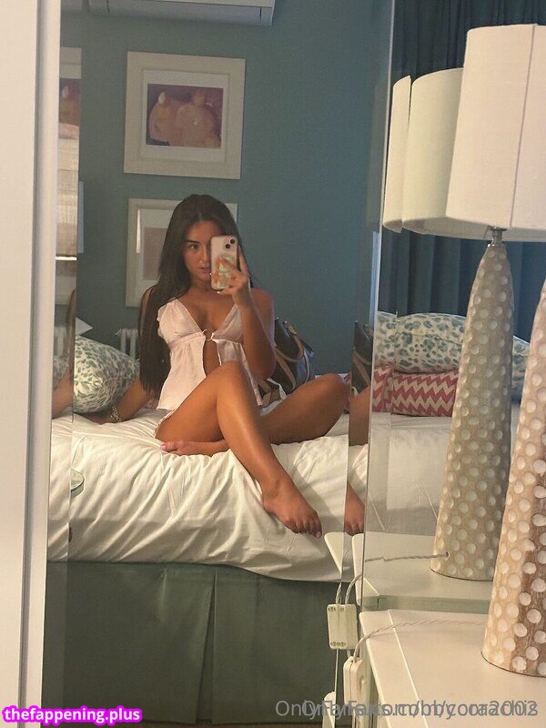 bbycorachis / cora_2oo2 / https: Çıplak OnlyFans Fotoğrafı #11