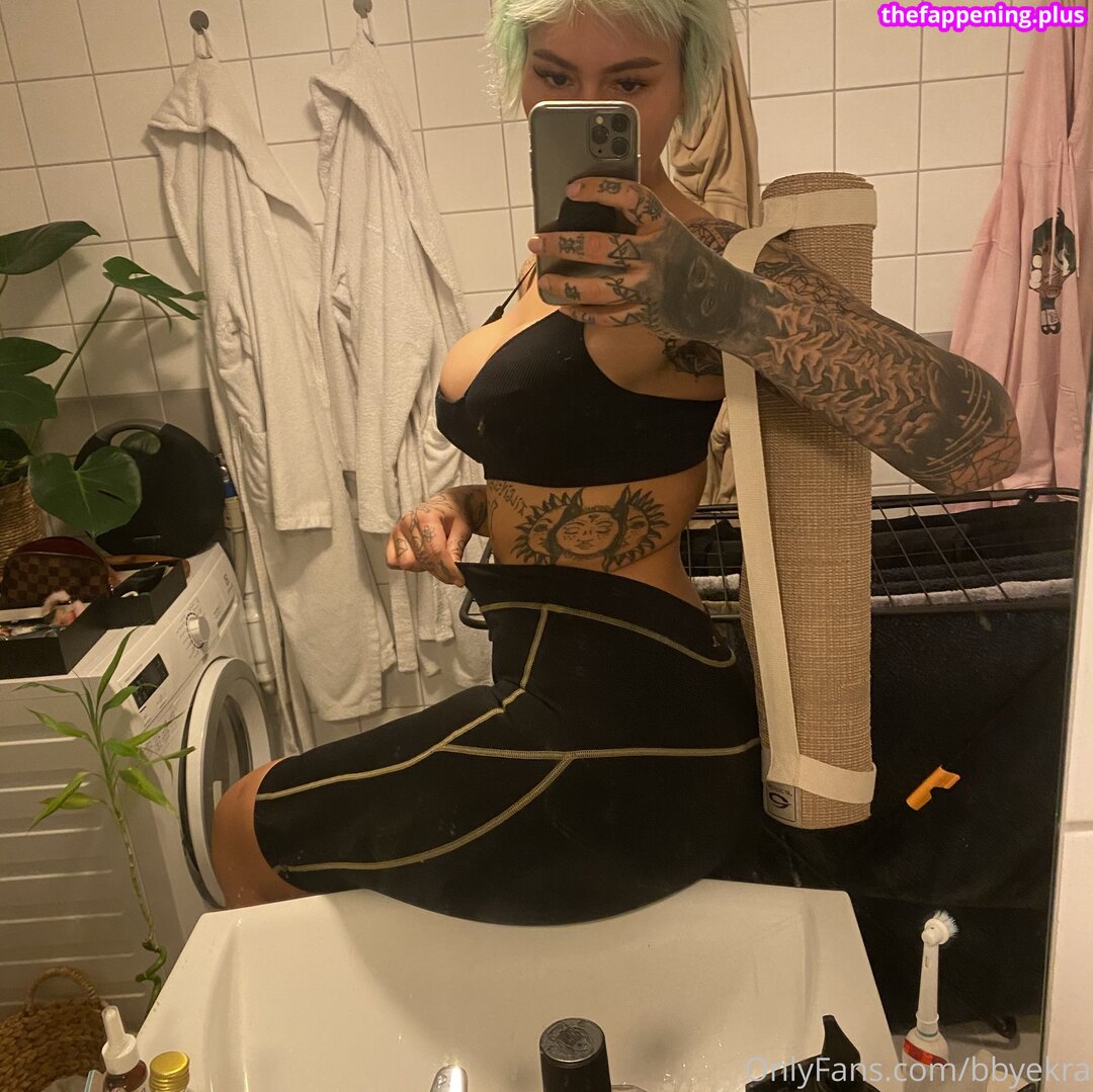bbyekra Foto OnlyFans Desnuda #2