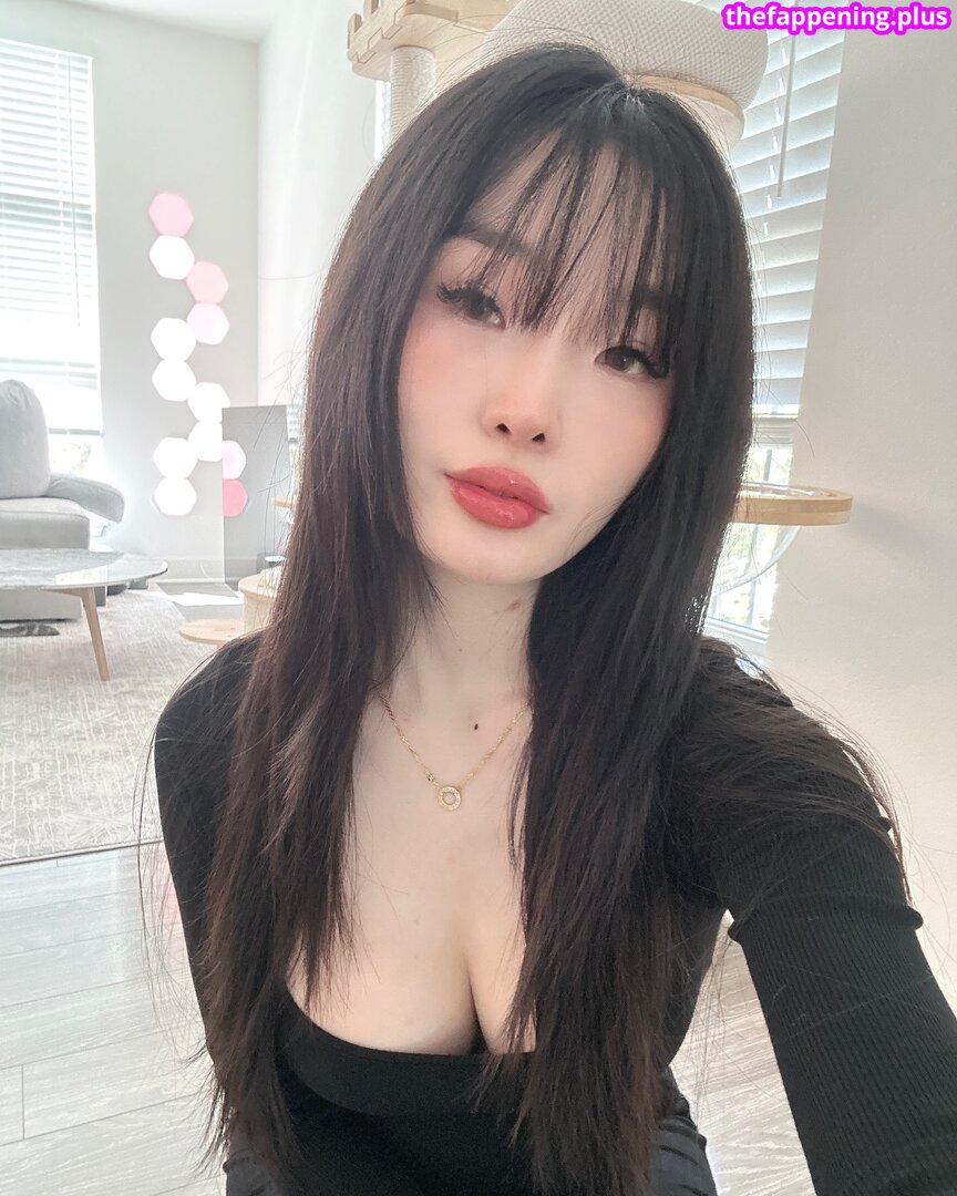 Bbyhazie / https: Foto OnlyFans Nua #2