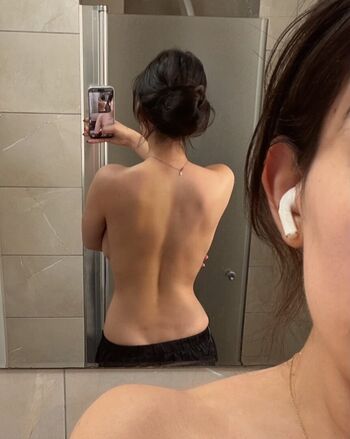 Full leaked Bbymeix private onlyfans photo