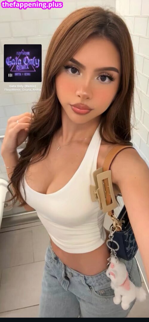 Bbyuziiii Foto OnlyFans Desnuda #4