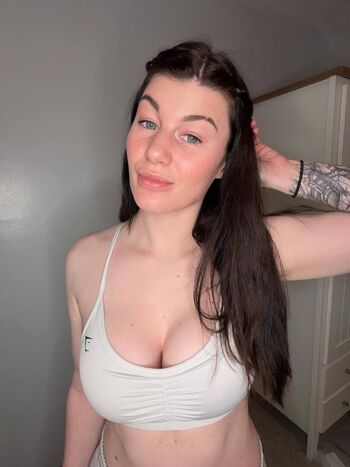 Full leaked Bea priestley private onlyfans photo