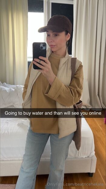 Full leaked Beabeatrice private onlyfans photo