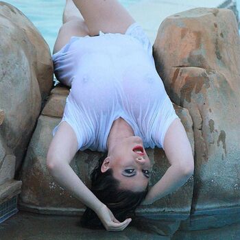 Full leaked Beachgirlphotola private onlyfans photo