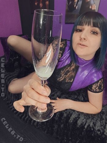 Full leaked Beauty pain private onlyfans photo