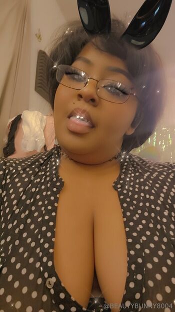 Full leaked Beautybunnny private onlyfans photo