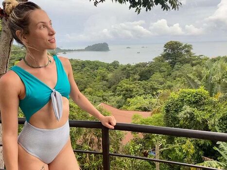 Full leaked Beccascott private onlyfans photo