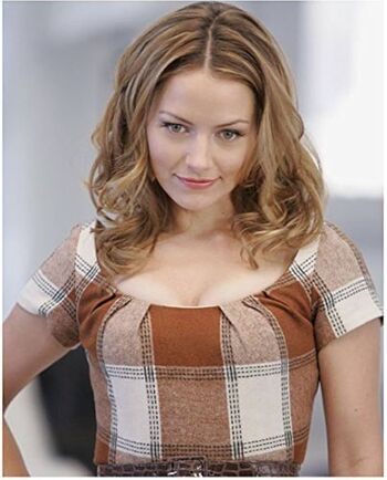 Becki Newton