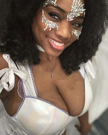 Full leaked Beckybrowngurl private onlyfans photo