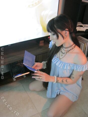 Full leaked Beebee page private onlyfans photo