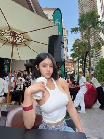 Beebell Prapatsorn Theethatburee