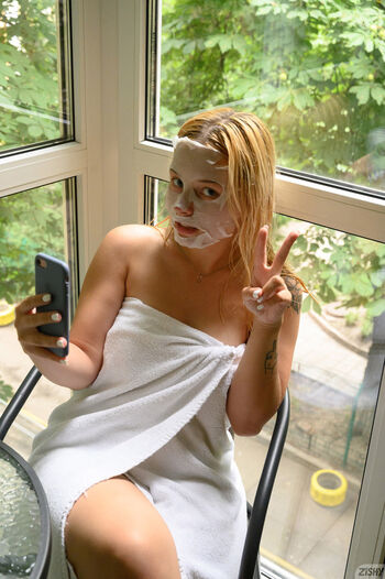 Full leaked Bell baby private onlyfans photo