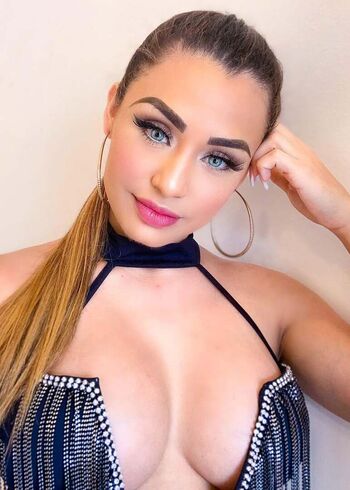 Full leaked Bella araujo private onlyfans photo