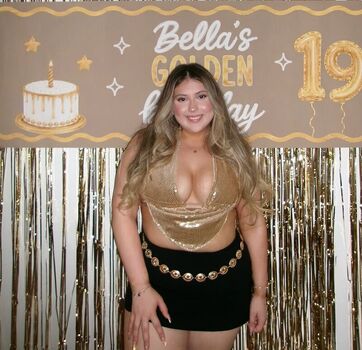 Full leaked Bella bae private onlyfans photo