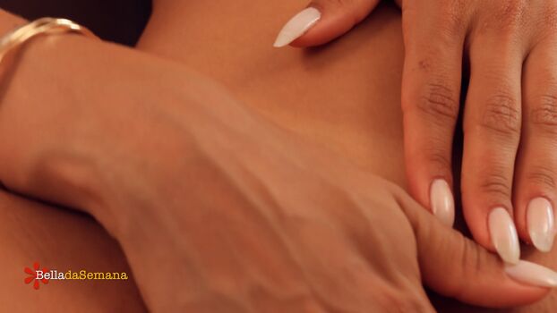 Full leaked Bella da semana page private onlyfans photo