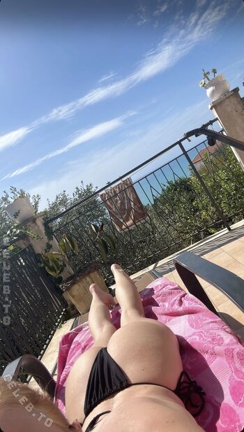 Full leaked Bella dmn private onlyfans photo