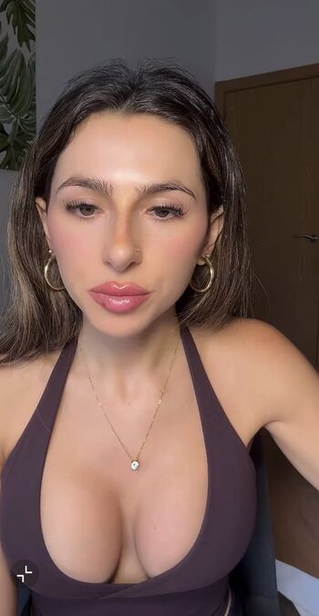 Full leaked Bella fleurre private onlyfans photo
