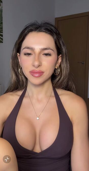 Bella Fleurre