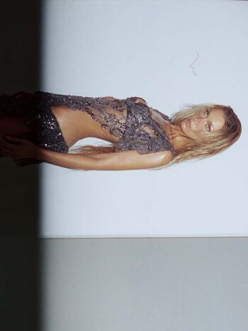 Full leaked Bella hadid private onlyfans photo