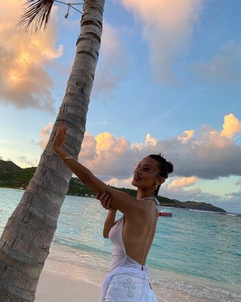 Bella Hadid